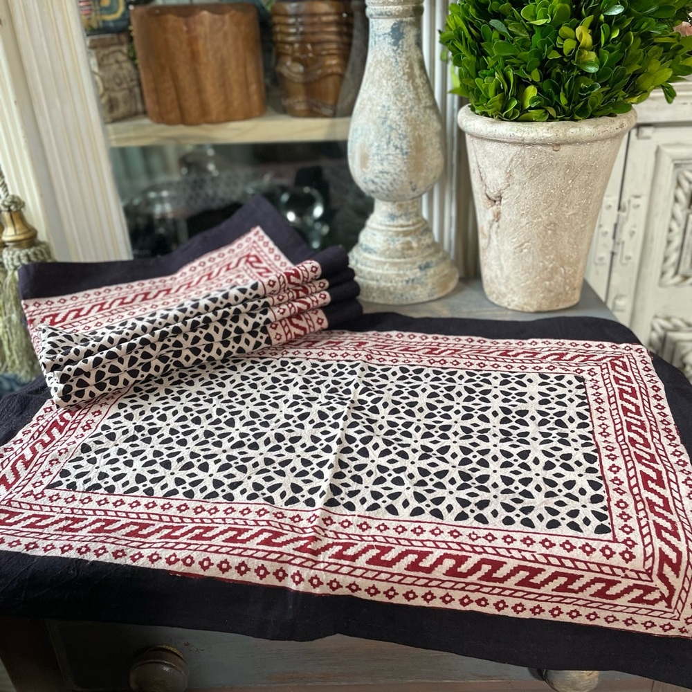 artisan hand block print 5 fabric placemats napkins cream black brick red